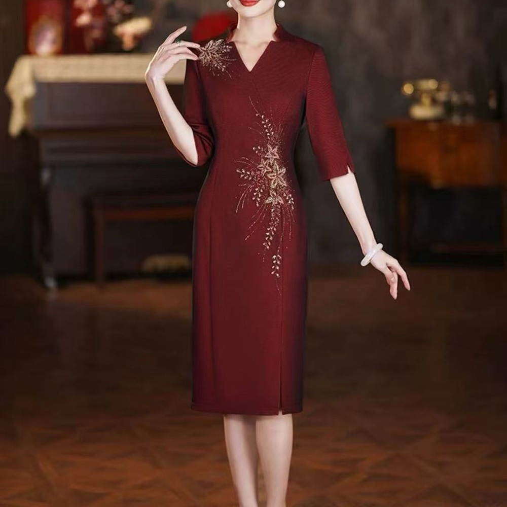 Chinese mother of the bride dress qipao